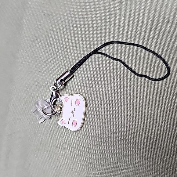 Android charge port dust plug - Picture 2 of 3